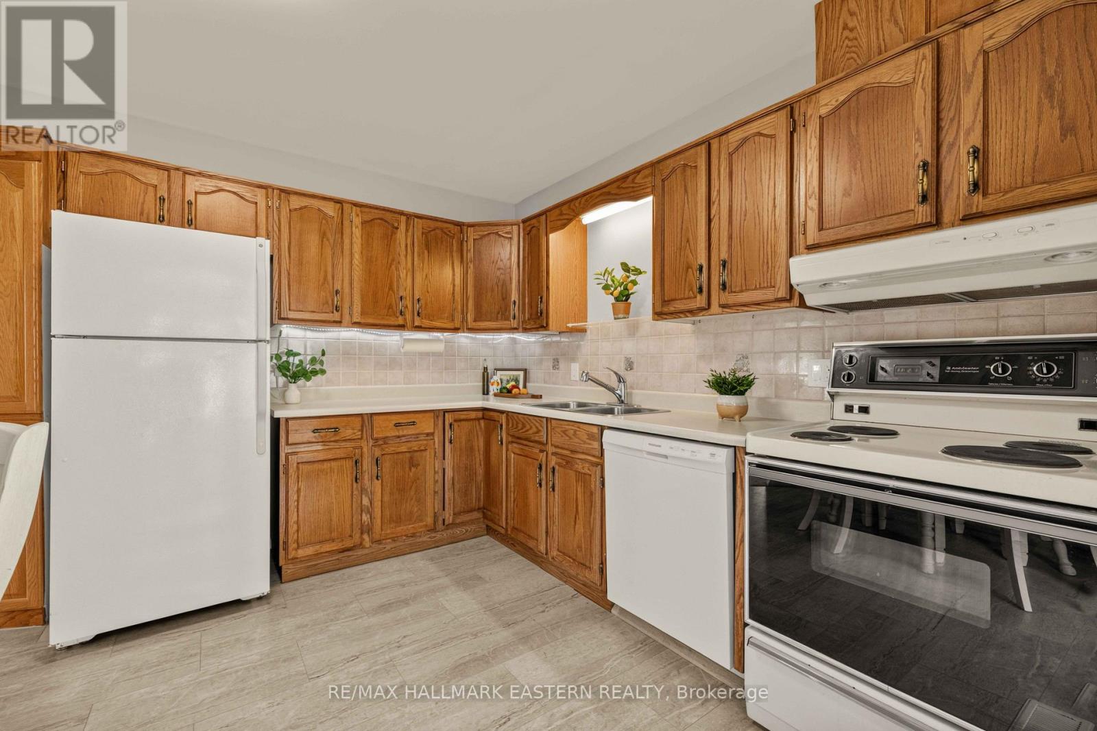 1161 Normandy Street, Peterborough, Ontario  K9H 7L9 - Photo 7 - X13696560