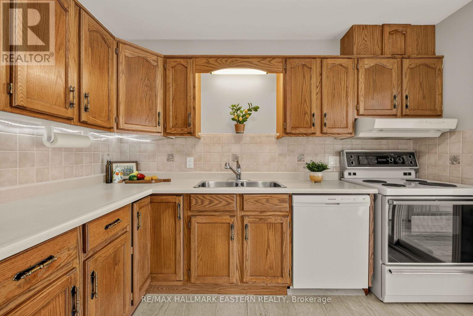1161 Normandy Street, Peterborough, Ontario  K9H 7L9 - Photo 9 - X13696560