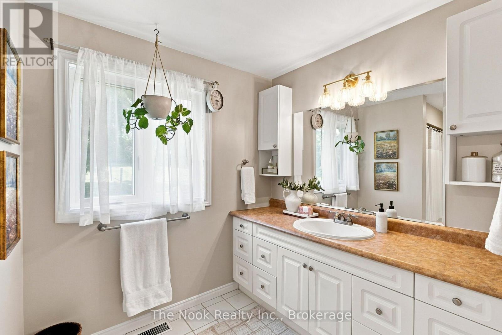 820 Rahmel Road, Otonabee-South Monaghan, Ontario  K0L 1B0 - Photo 38 - X13696712