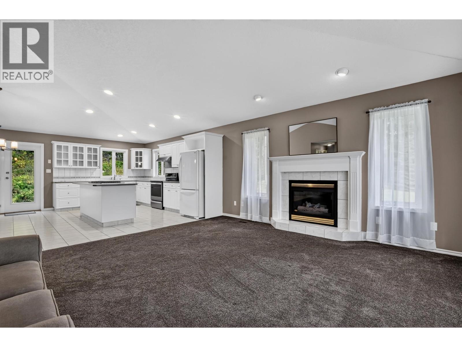 9288 Summerset Place, Prince George, British Columbia  V2K 4Z9 - Photo 11 - R3157530