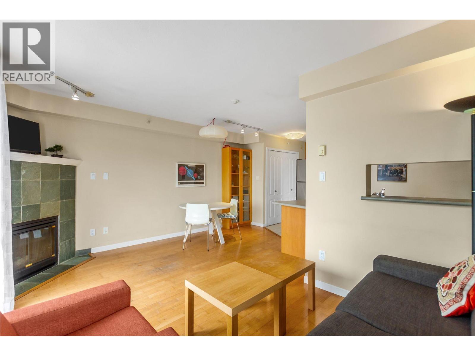 301 3788 W 10th Avenue, Vancouver, British Columbia  V6R 2G4 - Photo 9 - R3157165