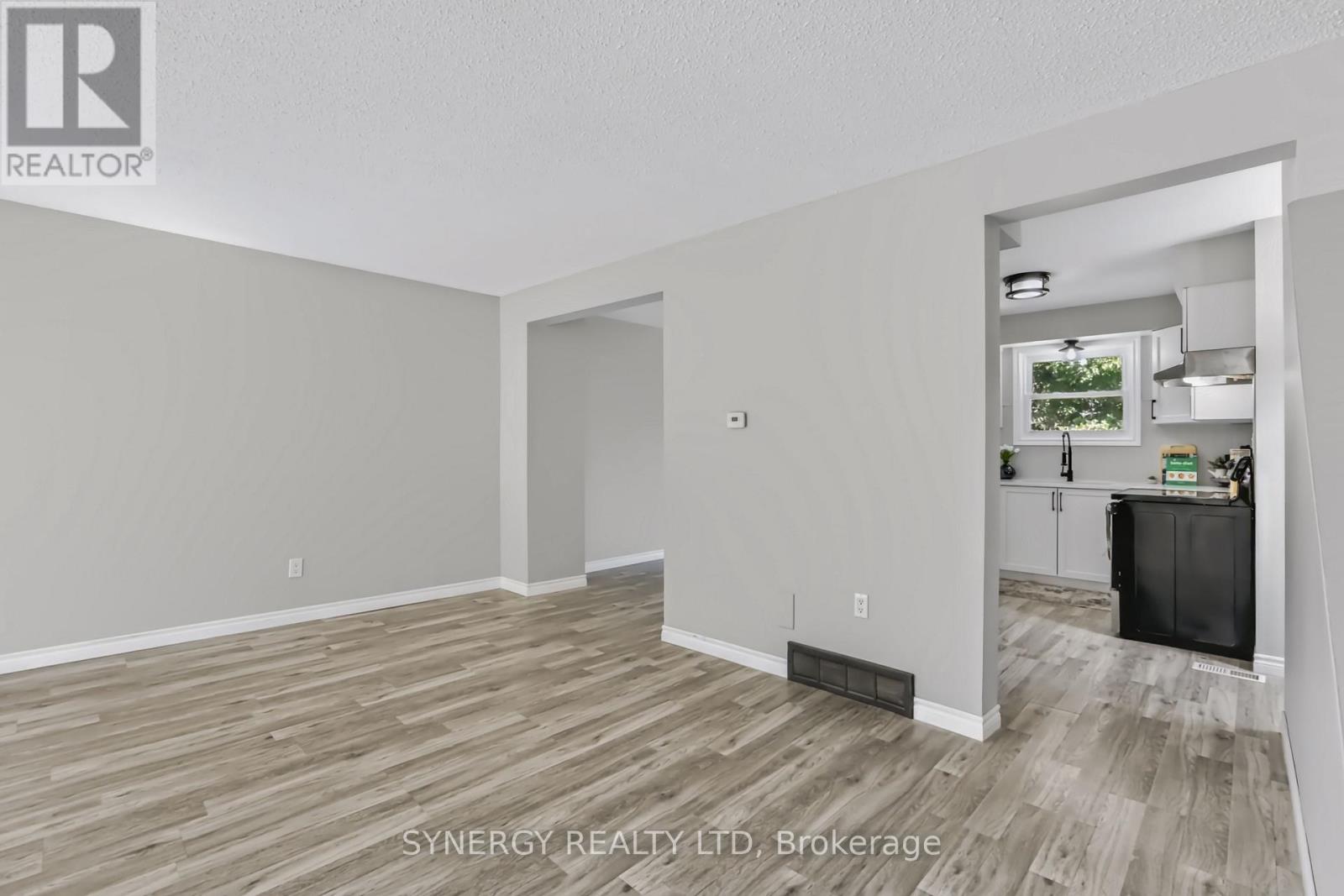 81 Brennan Drive, Strathroy-Caradoc, Ontario  N7G 3S2 - Photo 6 - X13696540