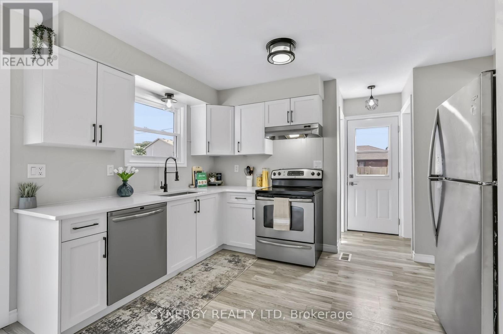 81 Brennan Drive, Strathroy-Caradoc, Ontario  N7G 3S2 - Photo 7 - X13696540