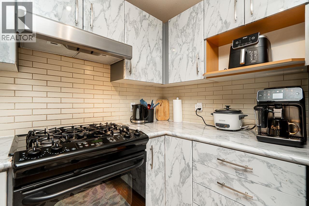 213 400 Klahanie Drive, Port Moody, British Columbia  V3B 3H7 - Photo 8 - R3157047