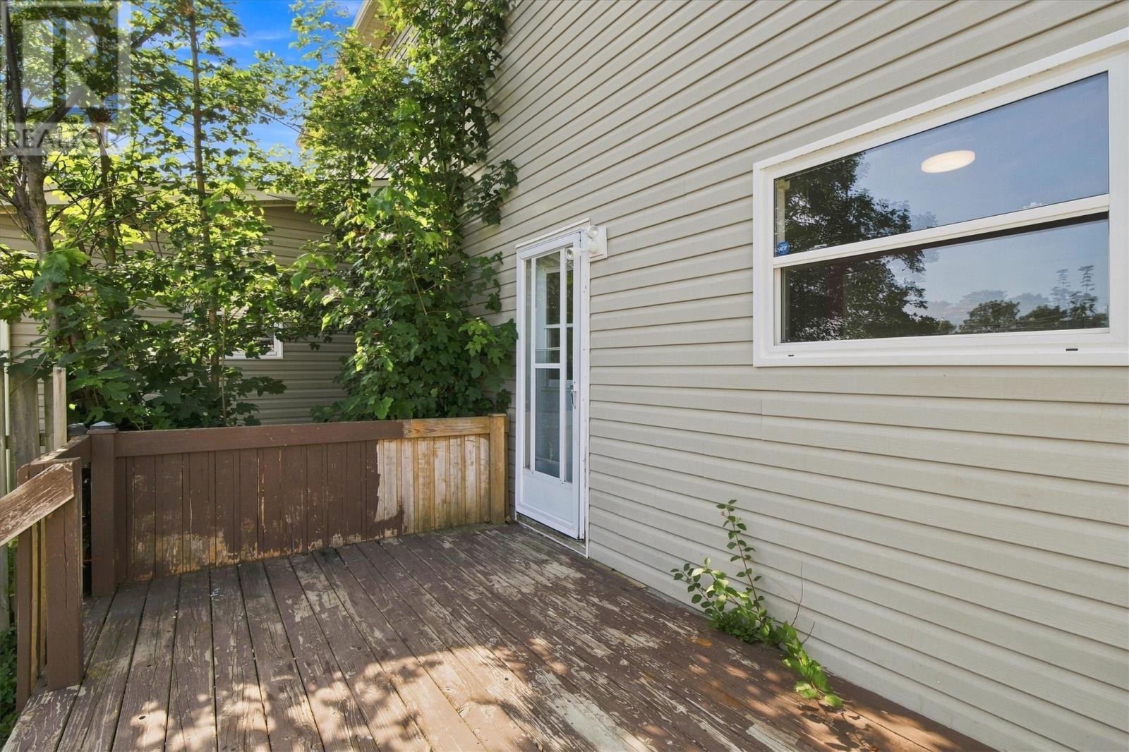 23 Campbell Avenue, St. John's — photo 13