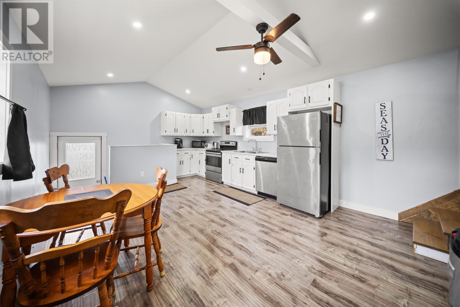 241 Phillip Street, Tignish, Prince Edward Island  C0B 2B0 - Photo 6 - 202621122