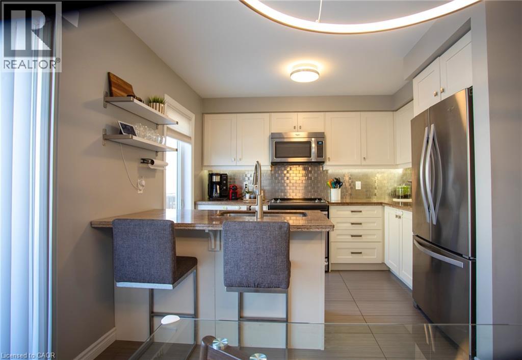 18 England Terrace, Stoney Creek, Ontario L8J 0G4 - Photo 9 - 40856911