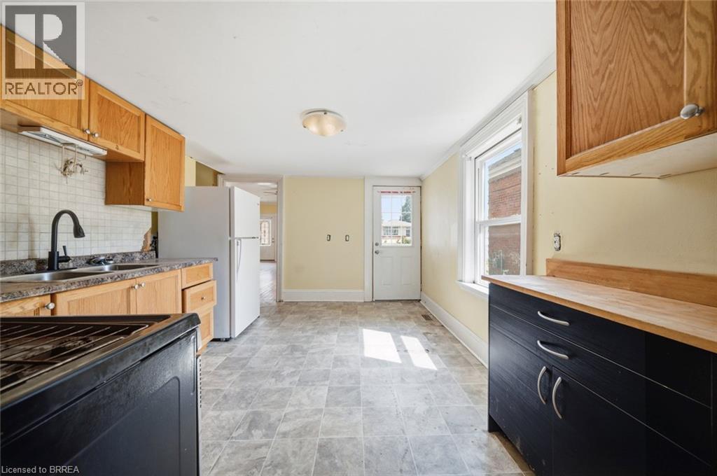 82 St. George Street, Brantford, Ontario  N3R 1V4 - Photo 12 - 40856005