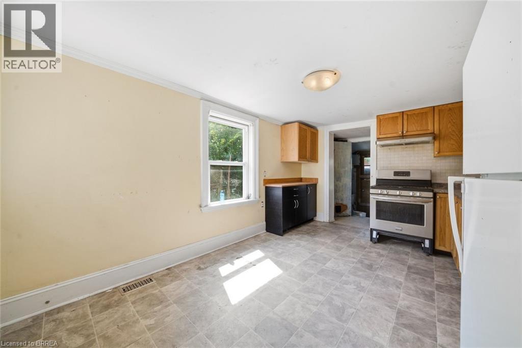 82 St. George Street, Brantford, Ontario  N3R 1V4 - Photo 9 - 40856005