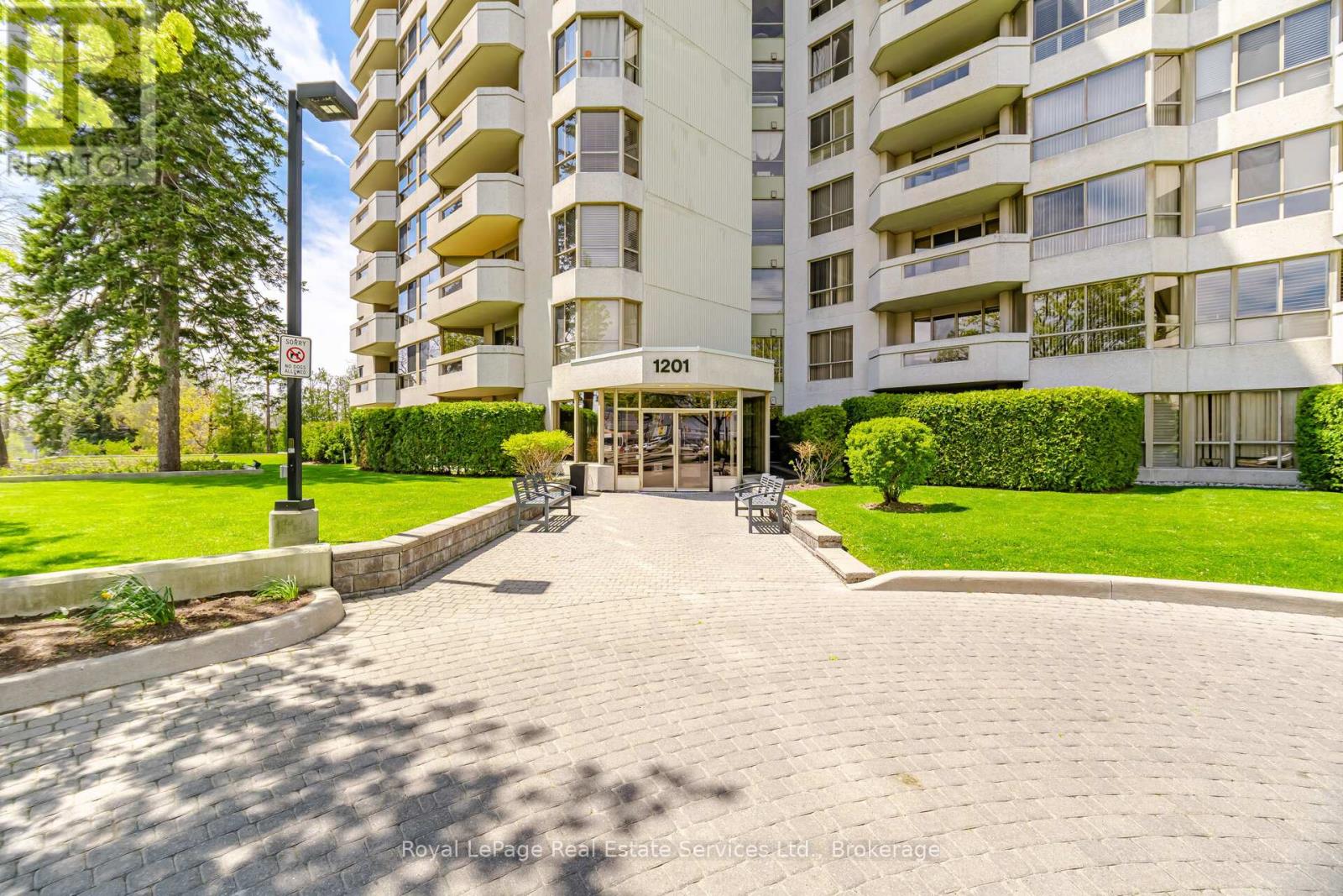 1001 - 1201 North Shore Boulevard E, Burlington, Ontario  L7S 1Z5 - Photo 2 - W13696528