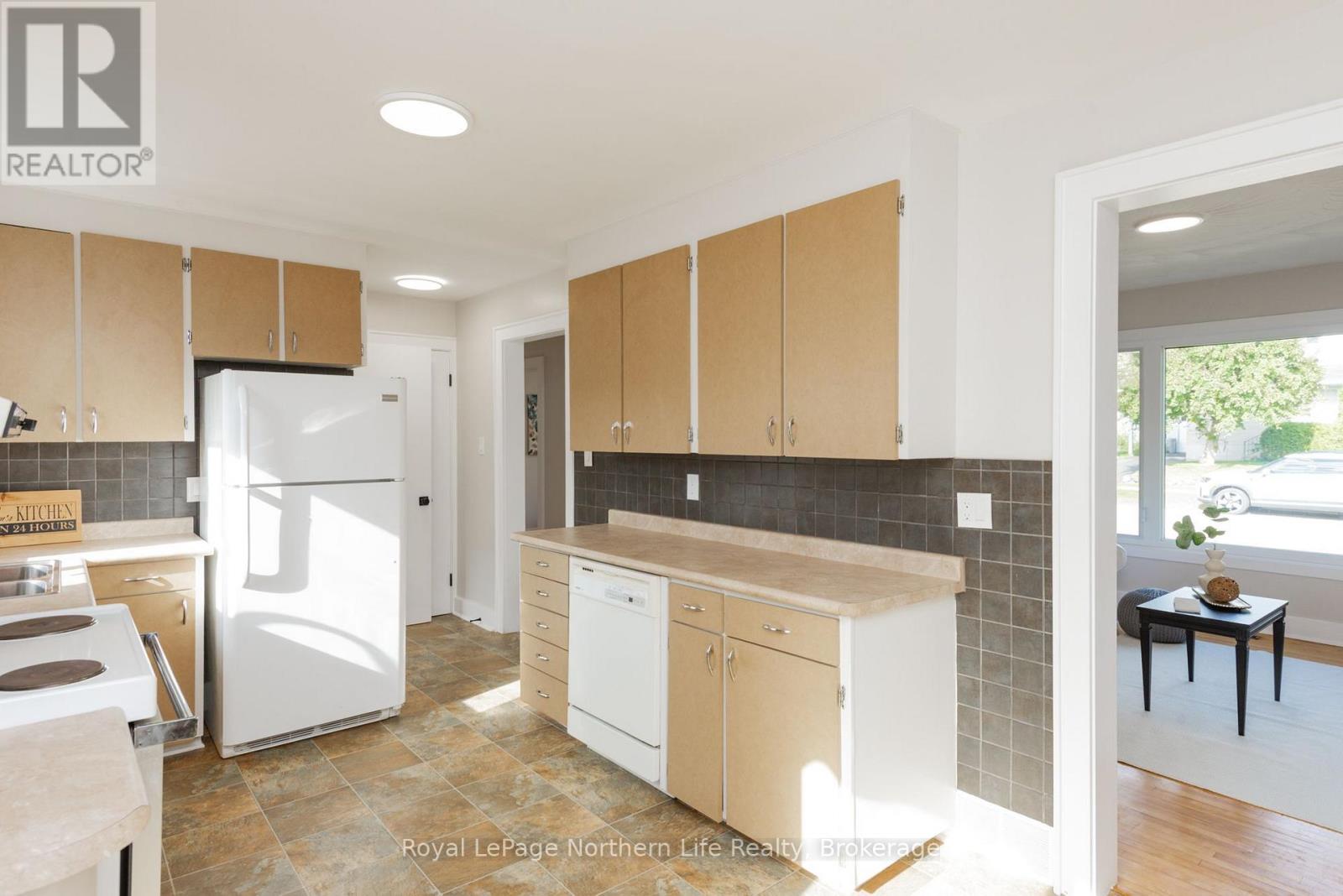 1009 Elizabeth Street, North Bay, Ontario  P1B 3T9 - Photo 13 - X13696522
