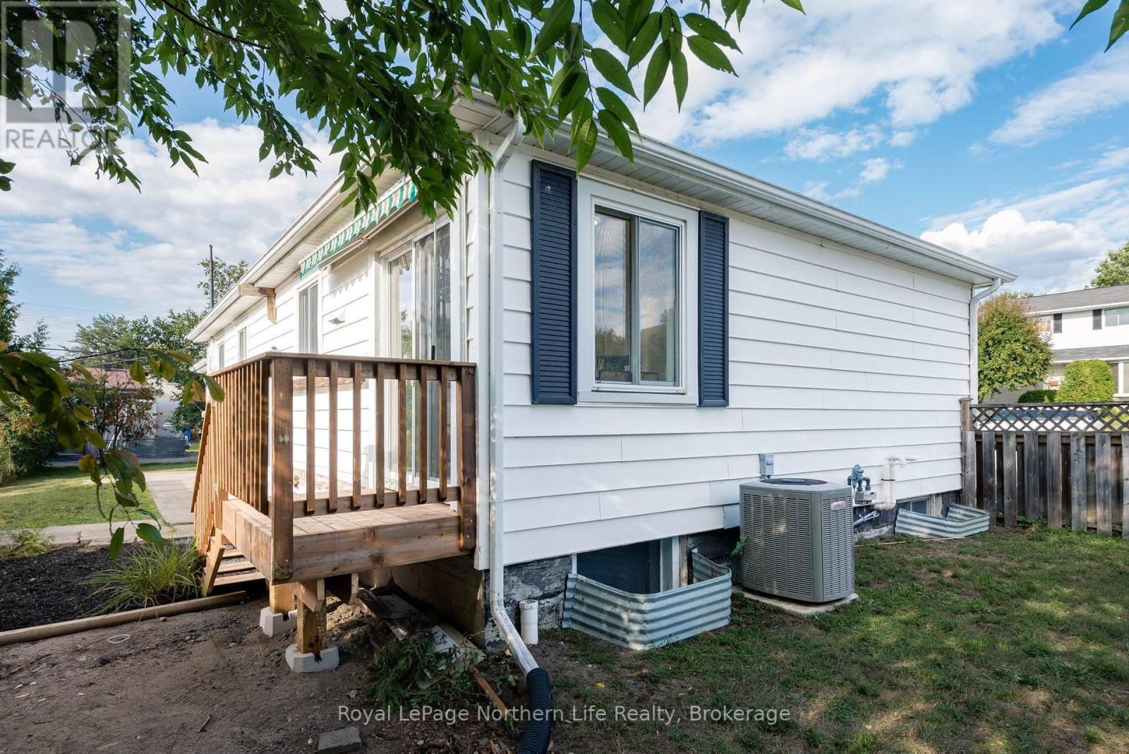 1009 Elizabeth Street, North Bay, Ontario  P1B 3T9 - Photo 43 - X13696522