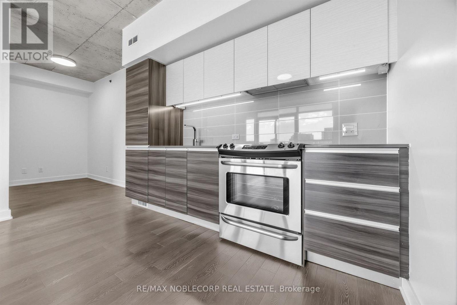 1006 - 20 Minowan Miikan Lane, Toronto, Ontario  M6J 0E5 - Photo 10 - C13696510