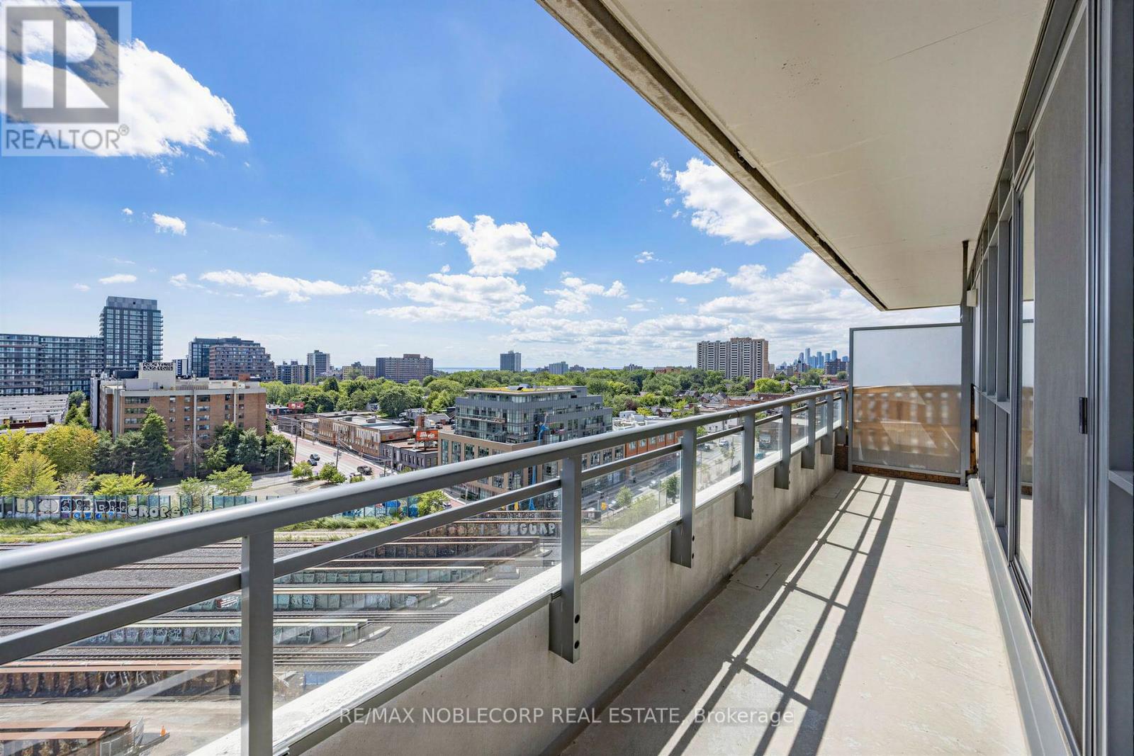 1006 - 20 Minowan Miikan Lane, Toronto, Ontario  M6J 0E5 - Photo 17 - C13696510