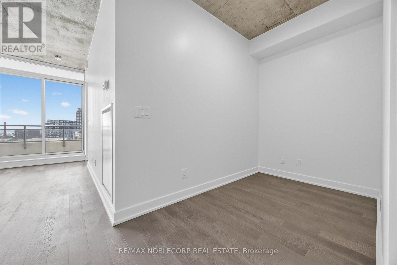 1006 - 20 Minowan Miikan Lane, Toronto, Ontario  M6J 0E5 - Photo 5 - C13696510