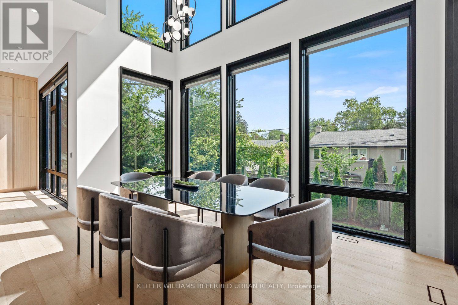 27 Berkinshaw Crescent, Toronto, Ontario  M3B 2T1 - Photo 12 - C13696594