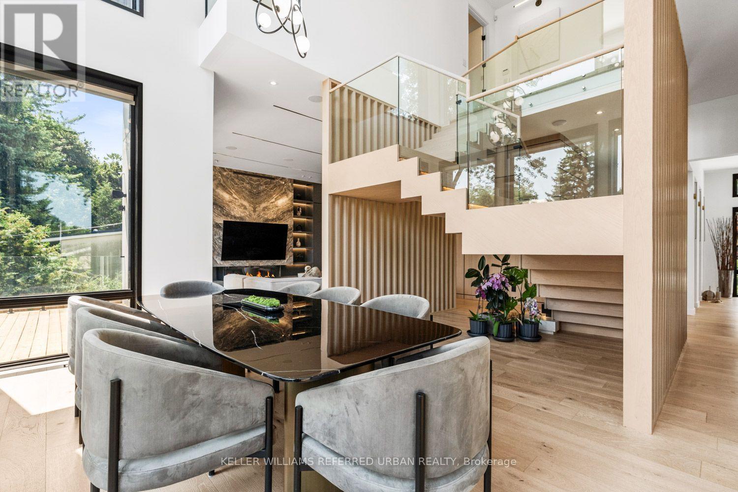 27 Berkinshaw Crescent, Toronto, Ontario  M3B 2T1 - Photo 13 - C13696594