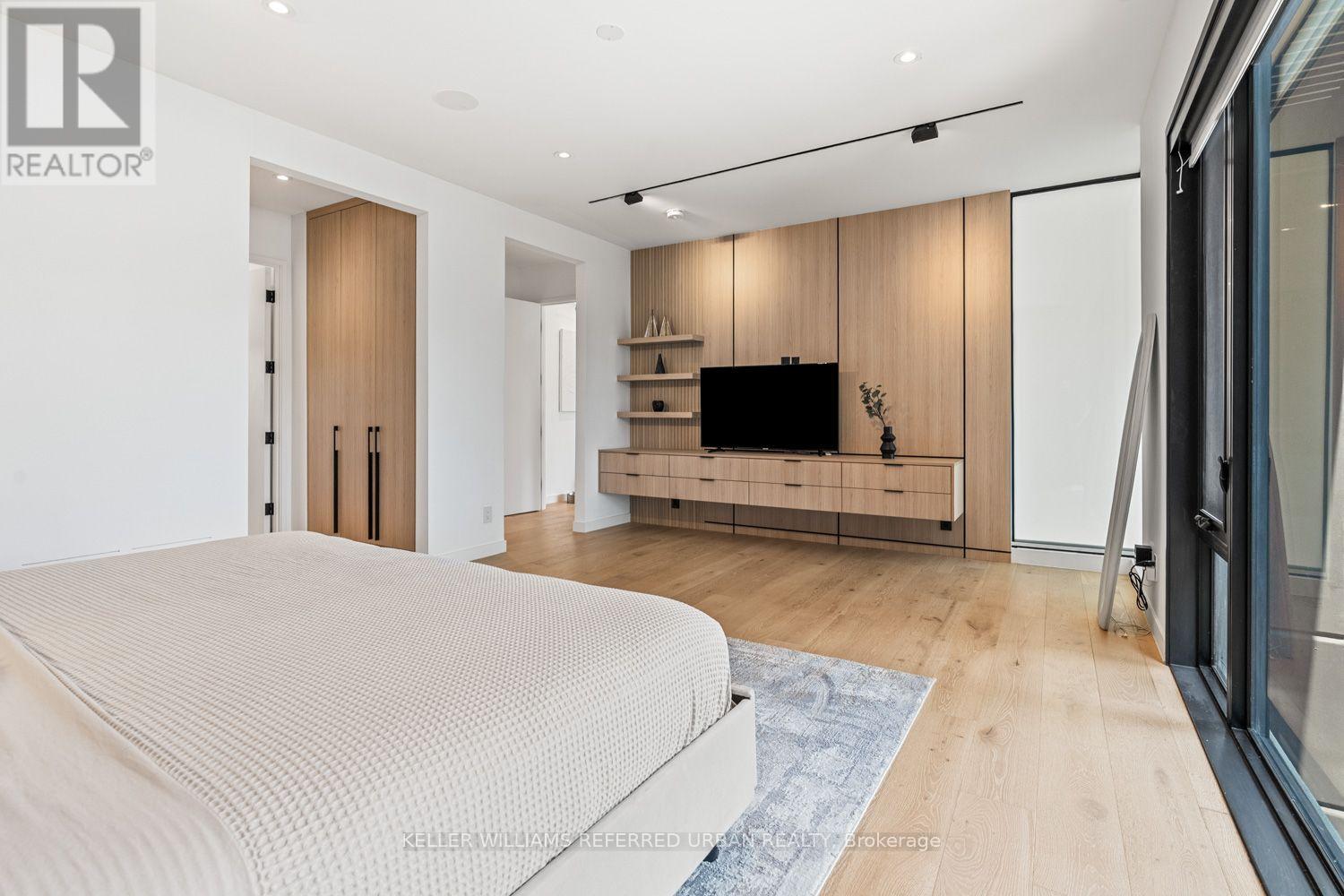27 Berkinshaw Crescent, Toronto, Ontario  M3B 2T1 - Photo 24 - C13696594