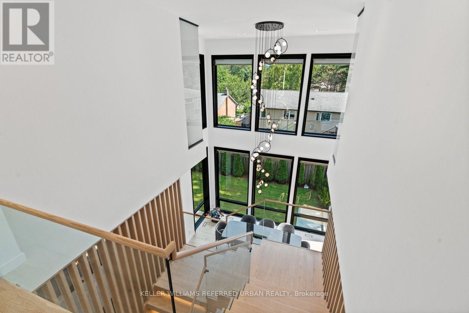27 Berkinshaw Crescent, Toronto, Ontario  M3B 2T1 - Photo 29 - C13696594