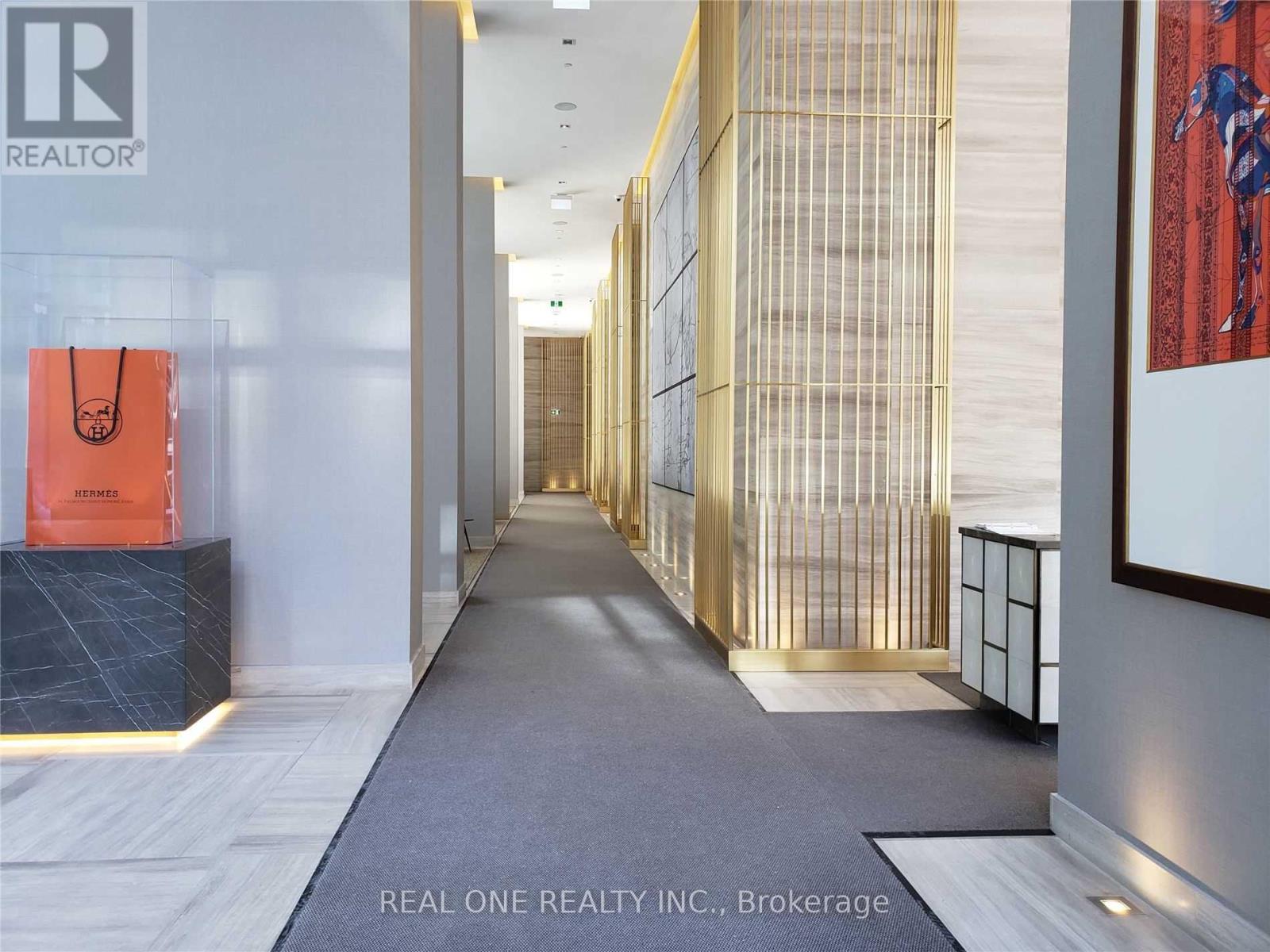 1713 - 50 Charles Street E, Toronto, Ontario  M4Y 1T1 - Photo 2 - C13696606