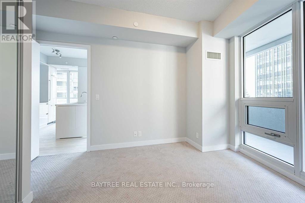 4008 - 2221 Yonge Street, Toronto, Ontario  M4S 0B8 - Photo 11 - C13696632