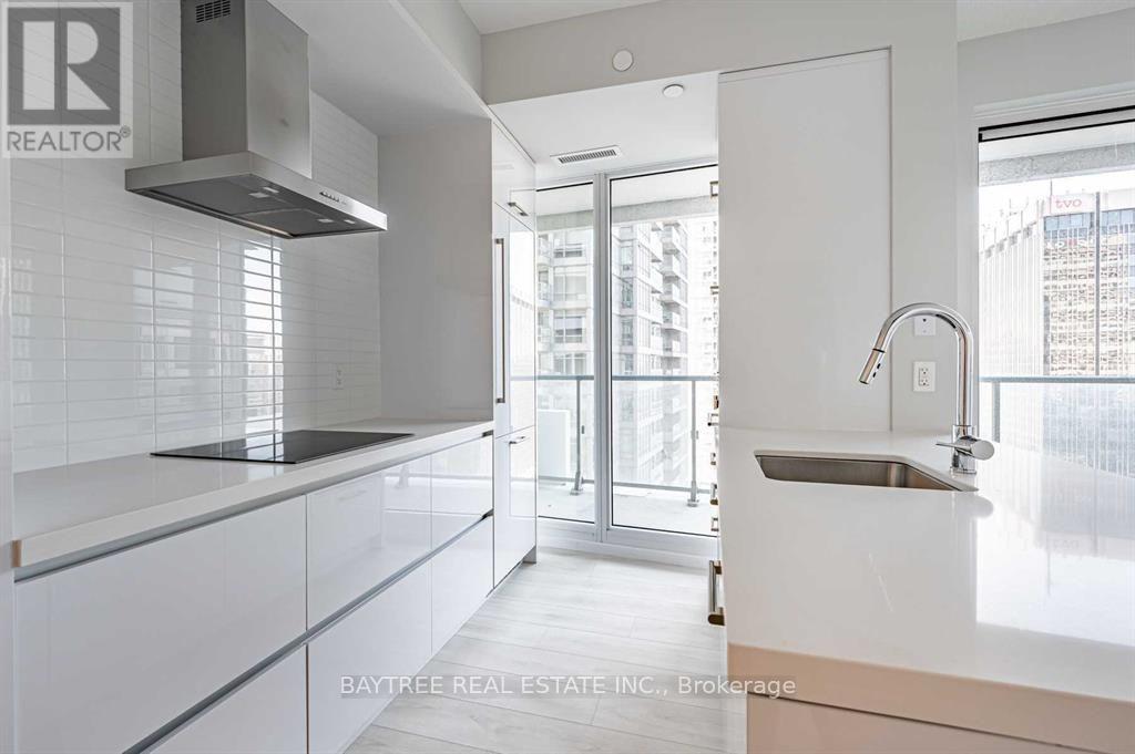 4008 - 2221 Yonge Street, Toronto, Ontario  M4S 0B8 - Photo 2 - C13696632