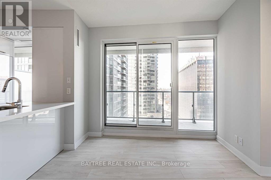 4008 - 2221 Yonge Street, Toronto, Ontario  M4S 0B8 - Photo 8 - C13696632