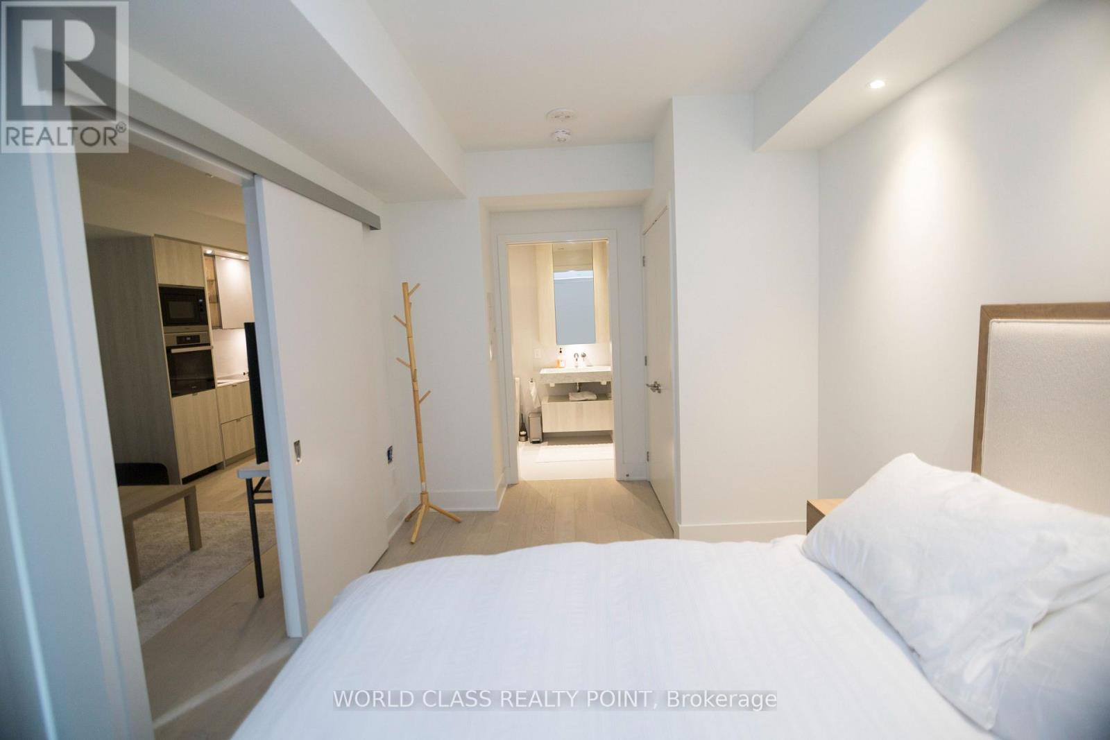 1807 - 11 Yorkville Avenue, Toronto, Ontario  M4W 1L2 - Photo 10 - C13696686