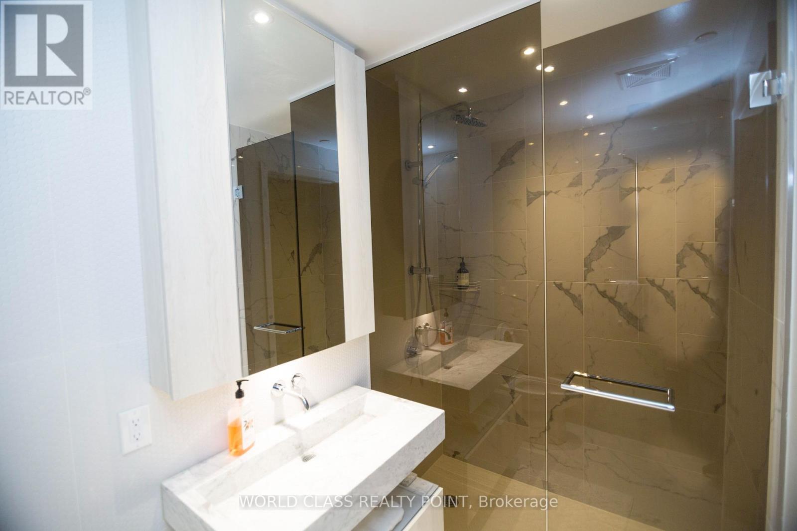 1807 - 11 Yorkville Avenue, Toronto, Ontario  M4W 1L2 - Photo 17 - C13696686
