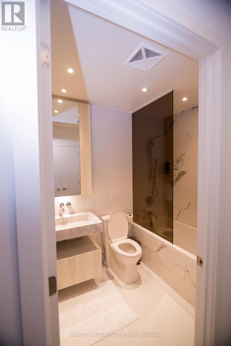 1807 - 11 Yorkville Avenue, Toronto, Ontario  M4W 1L2 - Photo 36 - C13696686