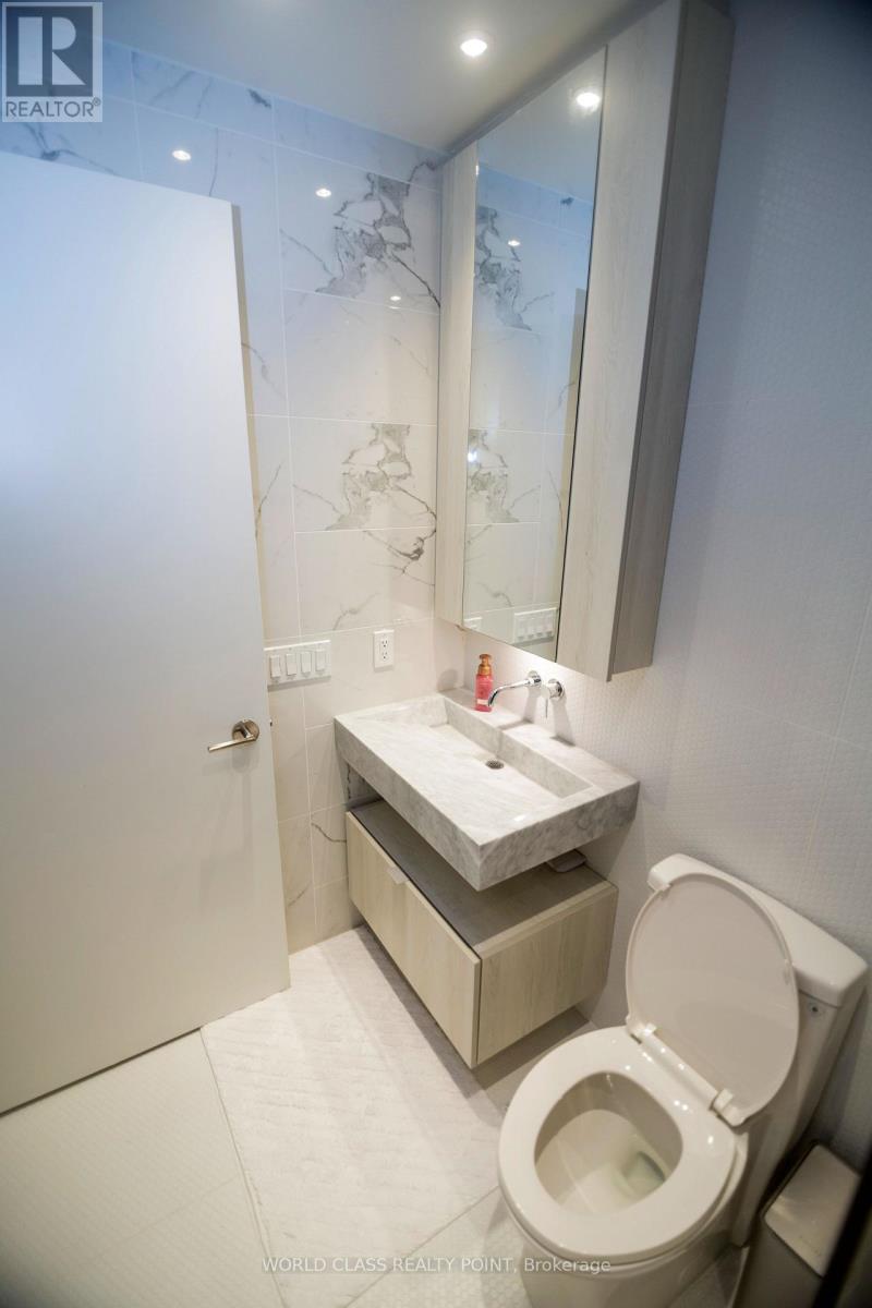 1807 - 11 Yorkville Avenue, Toronto, Ontario  M4W 1L2 - Photo 38 - C13696686