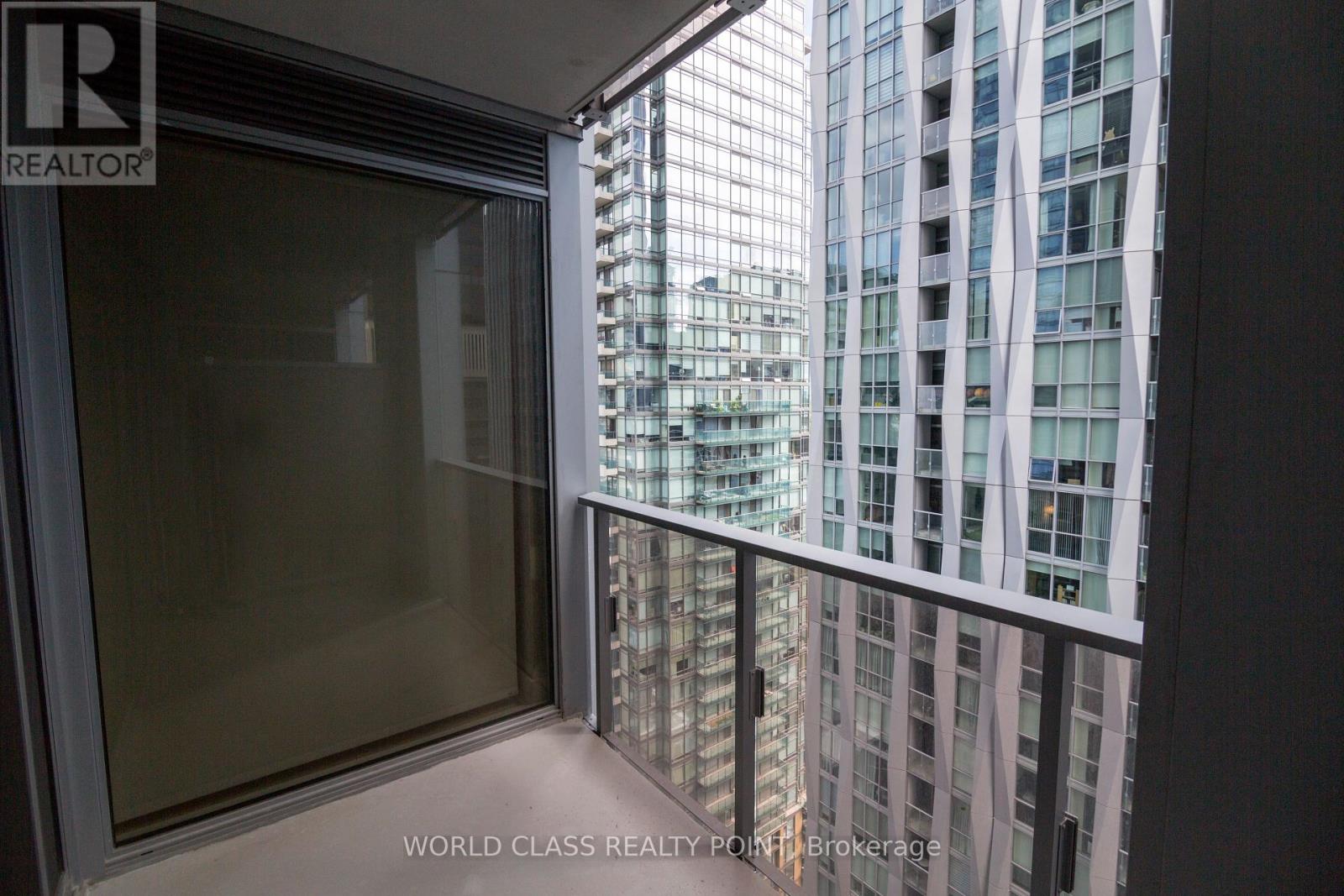1807 - 11 Yorkville Avenue, Toronto, Ontario  M4W 1L2 - Photo 7 - C13696686