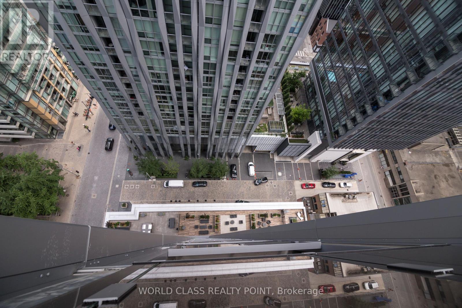 1807 - 11 Yorkville Avenue, Toronto, Ontario  M4W 1L2 - Photo 8 - C13696686