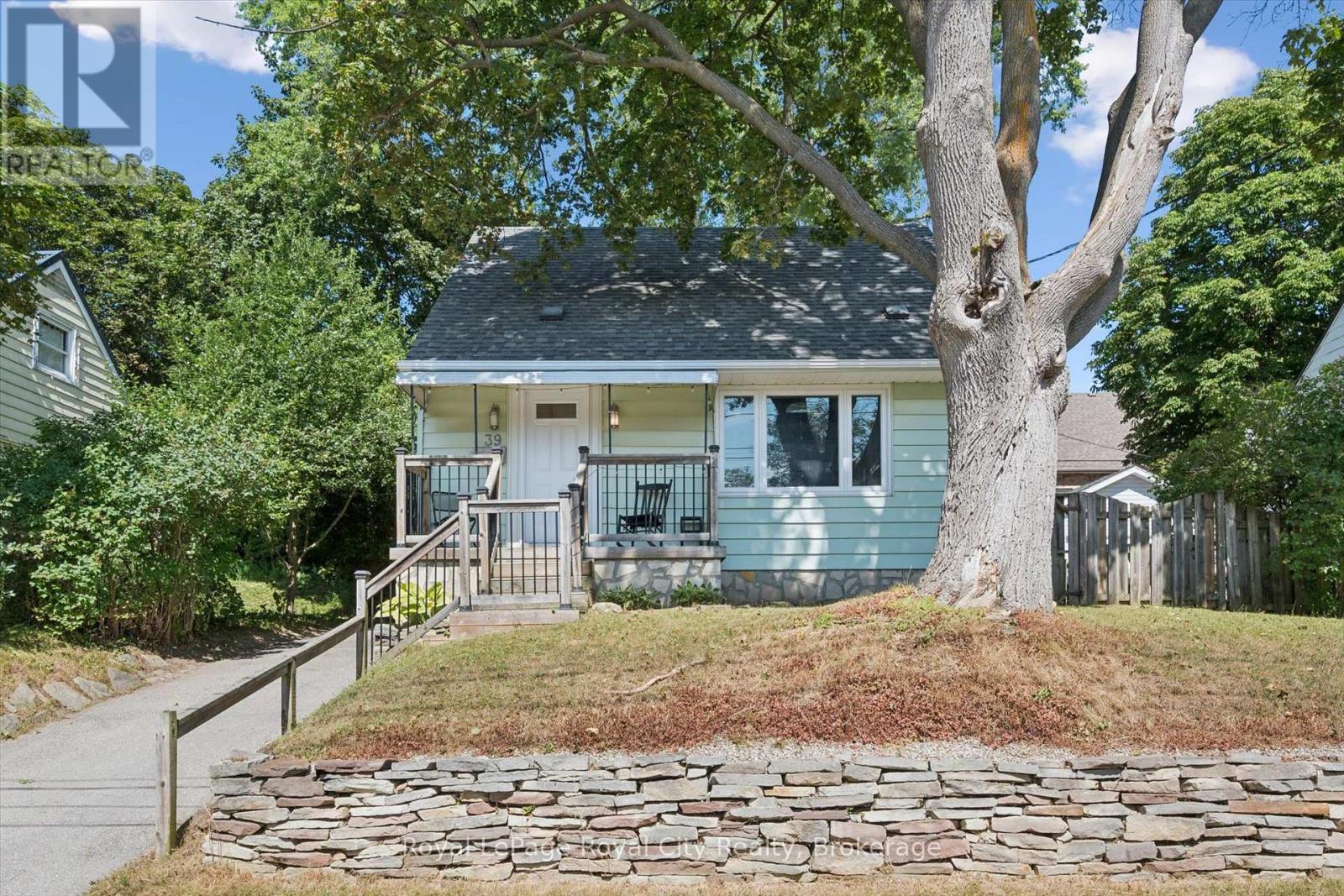 39 Ridgewood Avenue, Guelph, Ontario  N1H 6C3 - Photo 5 - X13696612