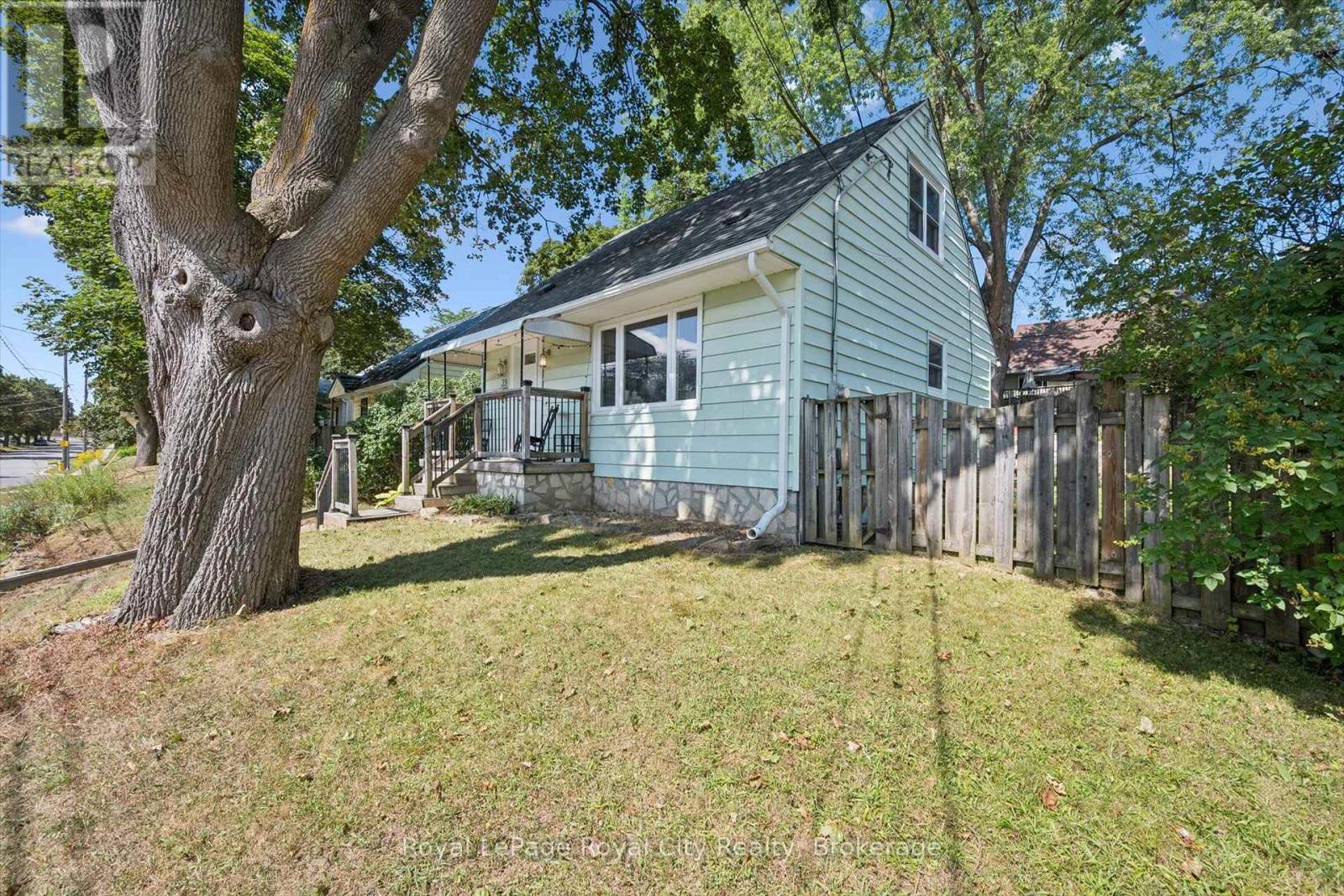 39 Ridgewood Avenue, Guelph, Ontario  N1H 6C3 - Photo 8 - X13696612