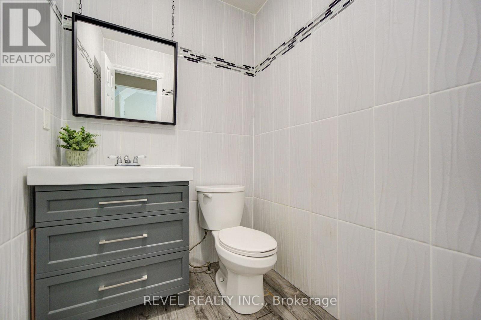 2141 Theoden Court, Pickering, Ontario  L1X 1Z9 - Photo 19 - E13696516