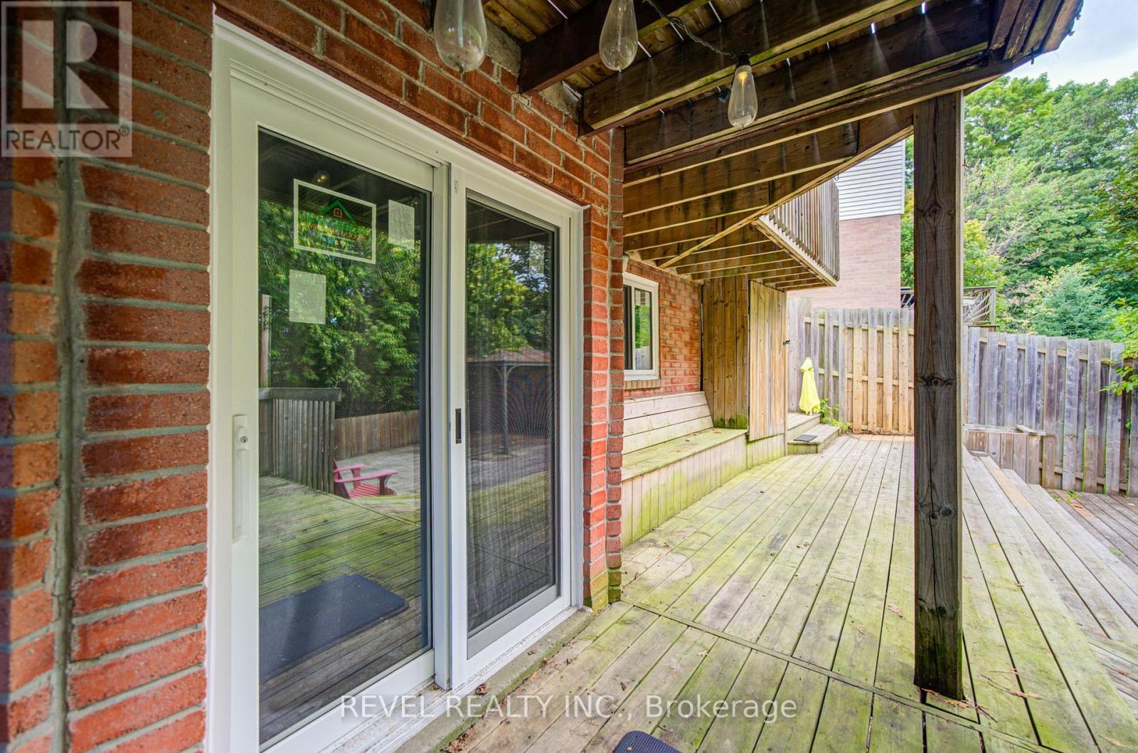2141 Theoden Court, Pickering, Ontario  L1X 1Z9 - Photo 38 - E13696516