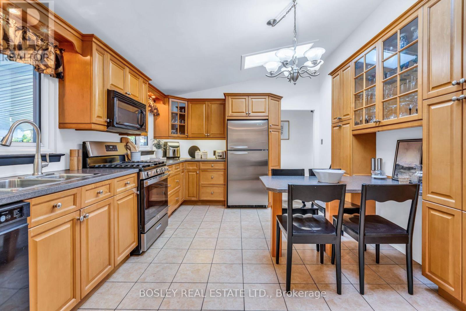 858 Modlin Road, Pickering, Ontario  L1W 1V7 - Photo 16 - E13696662