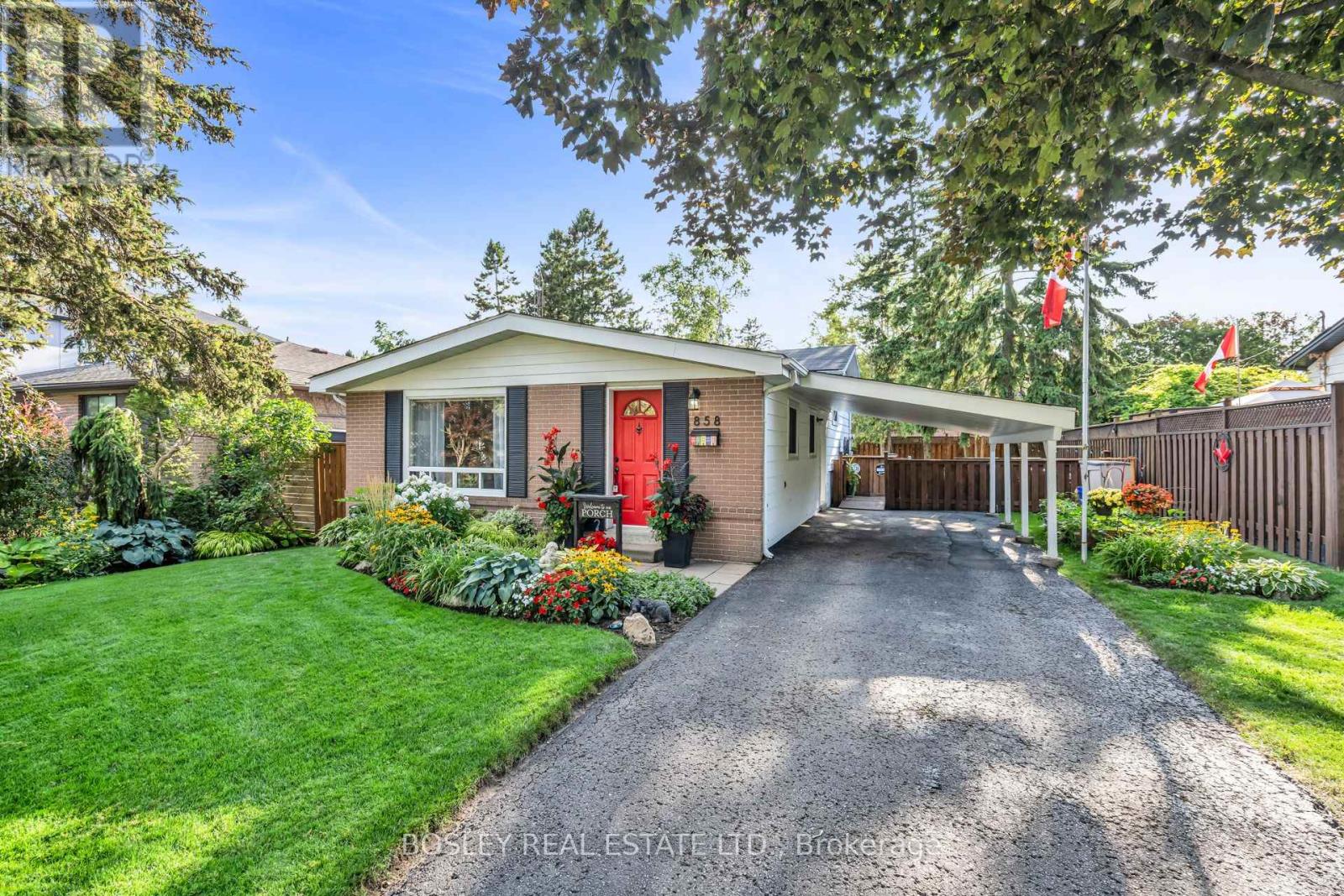 858 Modlin Road, Pickering, Ontario  L1W 1V7 - Photo 3 - E13696662