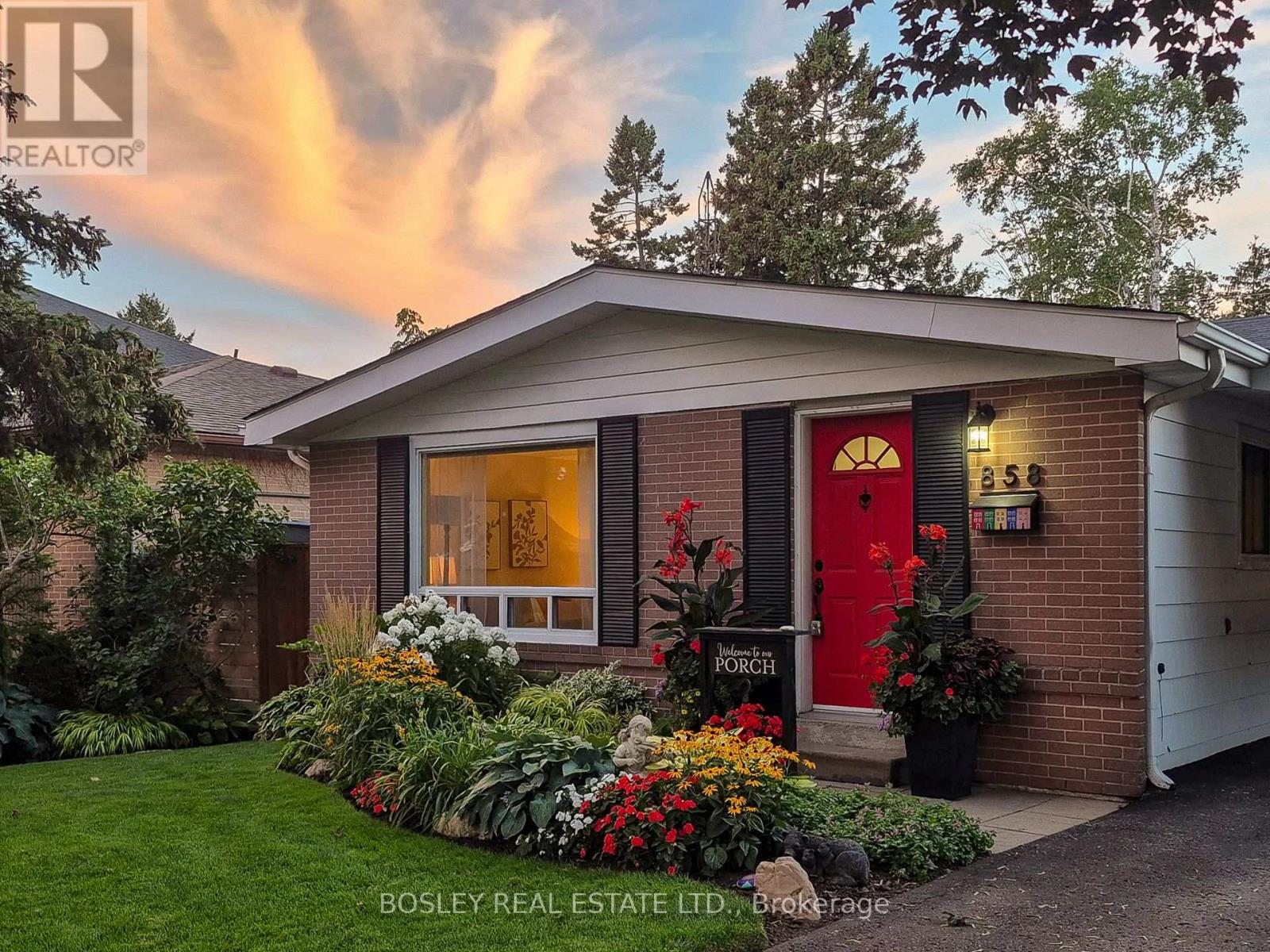 858 Modlin Road, Pickering, Ontario  L1W 1V7 - Photo 6 - E13696662