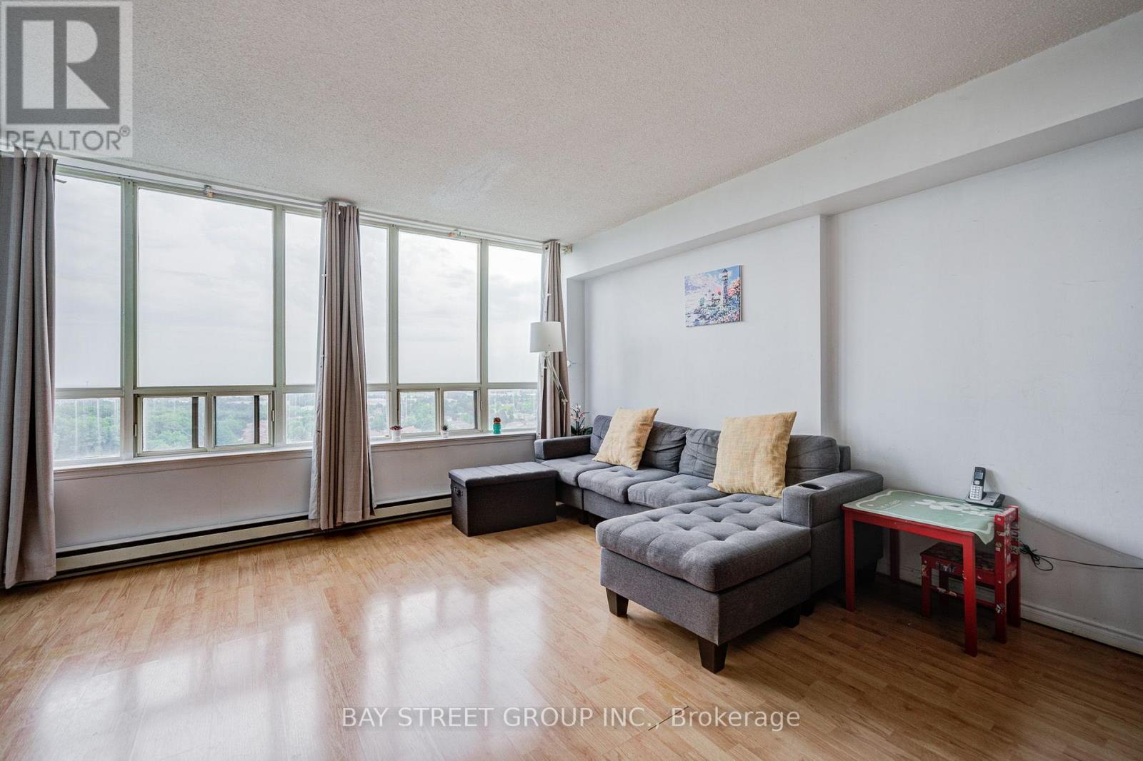 1607 - 160 Alton Towers Circle, Toronto, Ontario  M1V 4X8 - Photo 17 - E13696702