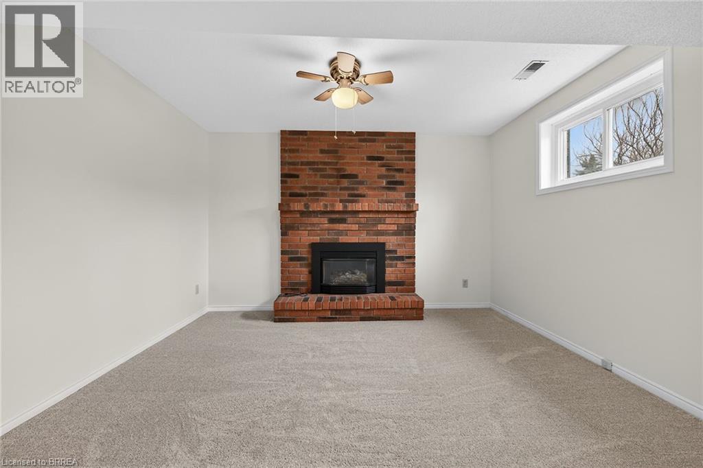 104 Viscount Road, Brantford, Ontario  N3P 1Y6 - Photo 35 - 40849321