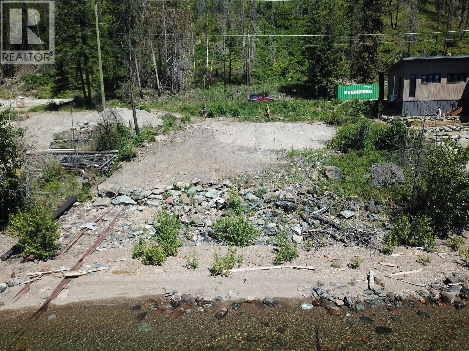 5022 Squilax-Anglemont Road, Celista, British Columbia  V0E 1M6 - Photo 13 - 10392268