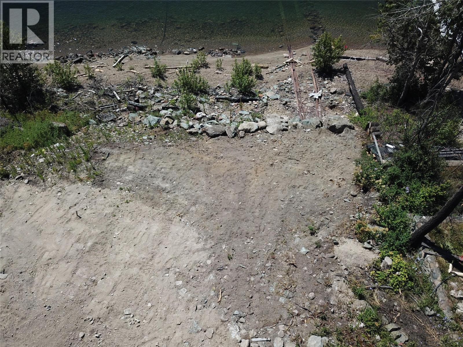5022 Squilax-Anglemont Road, Celista, British Columbia  V0E 1M6 - Photo 2 - 10392268