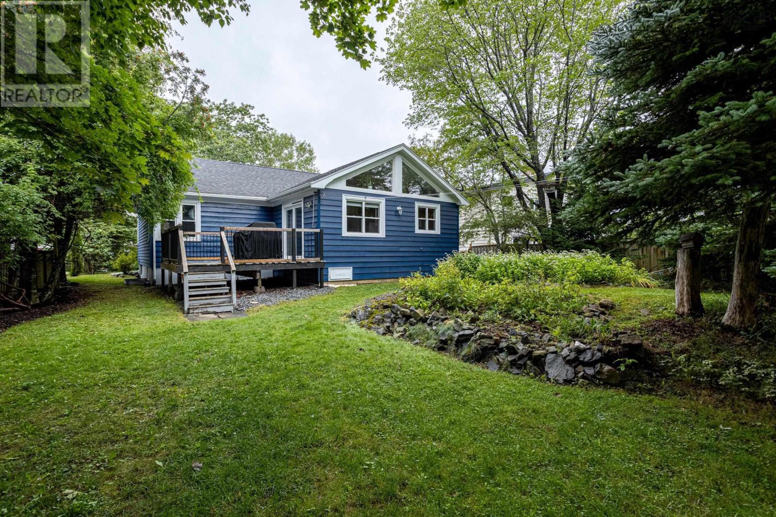 62 Douglas Crescent, Halifax, Nova Scotia  B3M 3E3 - Photo 9 - 202621125