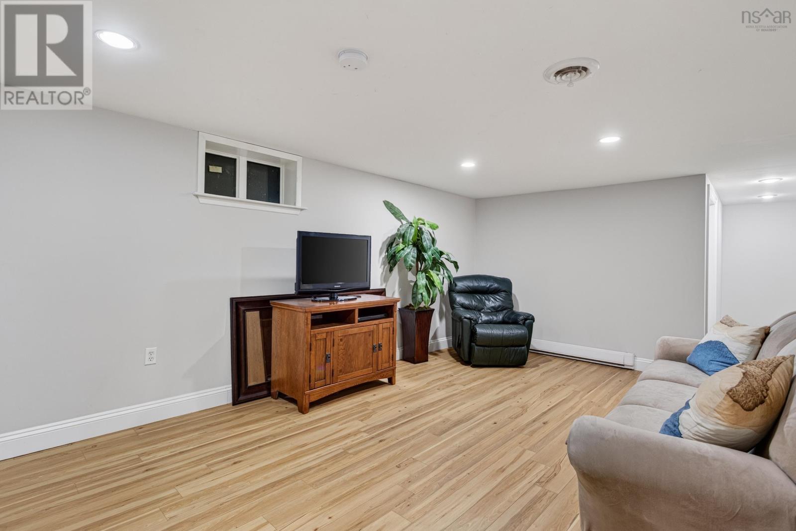 62 Douglas Crescent, Halifax, Nova Scotia  B3M 3E3 - Photo 34 - 202621125