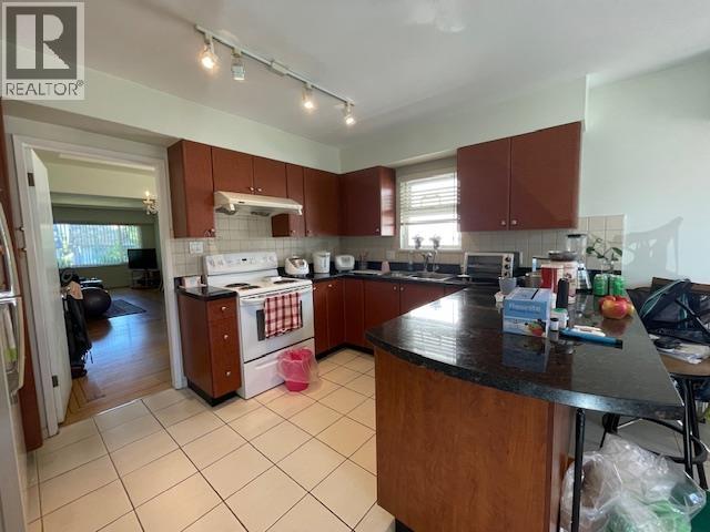 4116 Cambridge Street, Burnaby, British Columbia V5C 1G9 - Photo 6 - R3154830