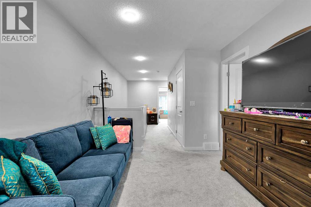 273 Lucas Avenue NW, Calgary, Alberta  T3P 1S3 - Photo 6 - A2337381