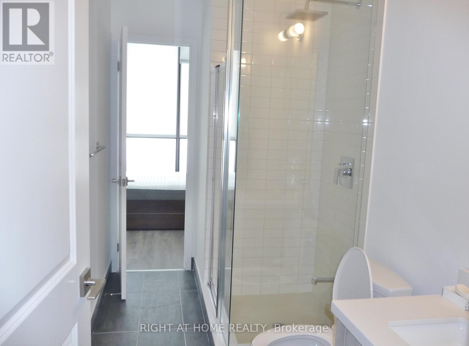 2307 - 2908 Highway 7 Road, Vaughan (Concord), Ontario  L4K 0K5 - Photo 11 - N13696498