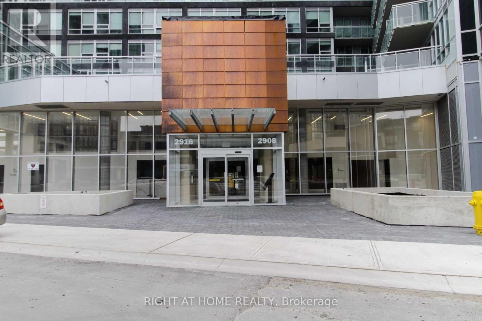 2307 - 2908 Highway 7 Road, Vaughan (Concord), Ontario  L4K 0K5 - Photo 2 - N13696498